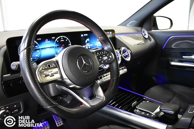 MERCEDES-BENZ GLA 200 d Automatic 4Matic Premium